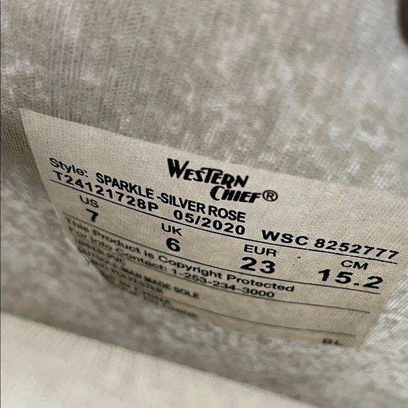 Sparkly Silver Kids Rain Boots size 7 - Picture 4 of 9